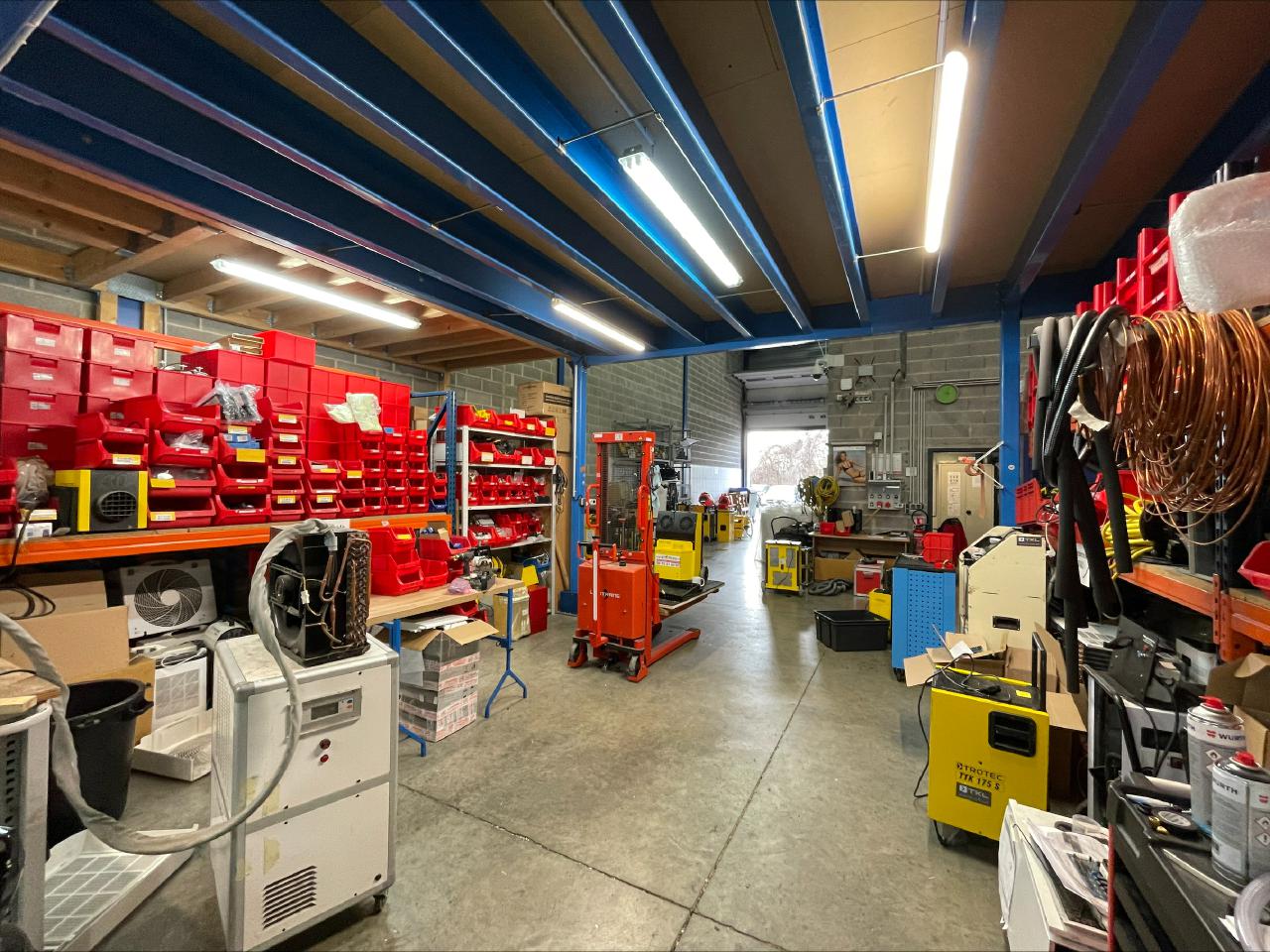 Local d'activité Niederhausbergen 1609m² Location local d'activité Niederhausbergen Bas-Rhin OLACT2420657 9